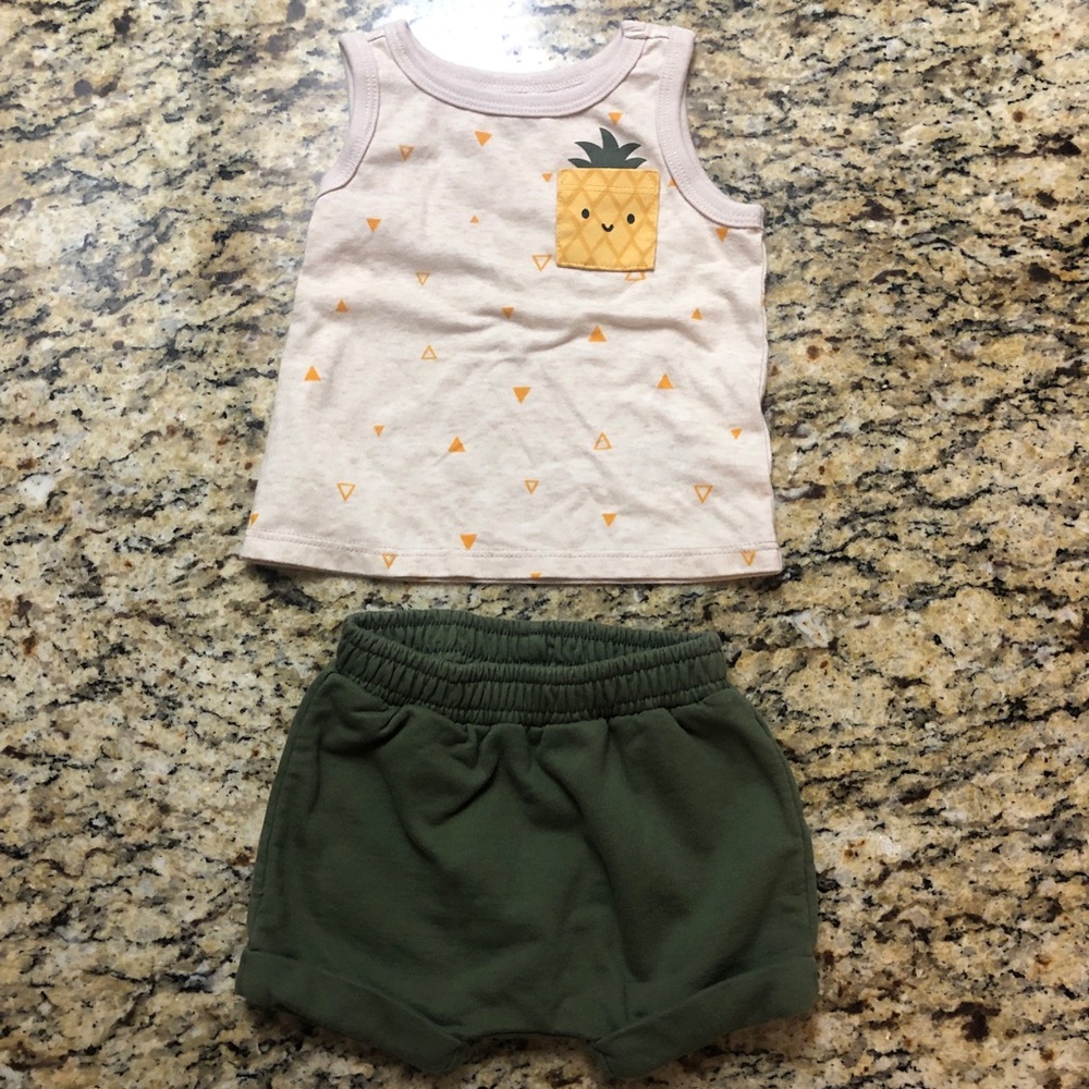 Old Navy Pineapple Tank Short Set